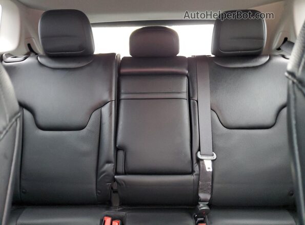 3C4NJDCB3LT132569 2020 JEEP COMPASS Red Вид задніх сидінь