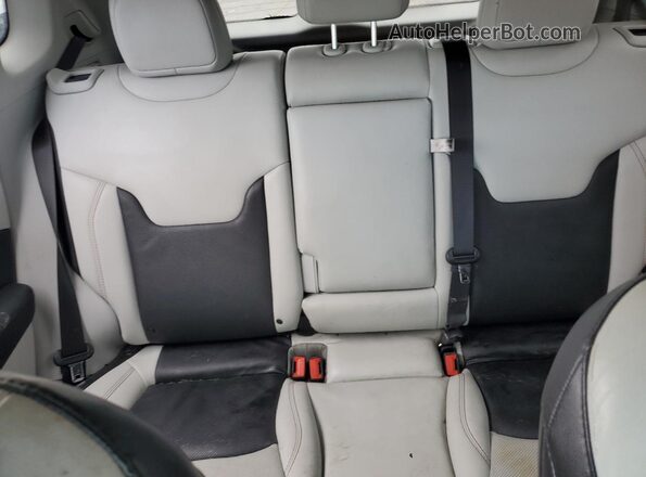 3C4NJDCB3LT182436 2020 JEEP COMPASS Красный Вид задних сидений