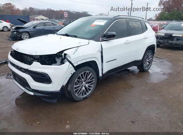 3C4NJDCB4NT160822 2022 JEEP COMPASS White Передня ліва чверть