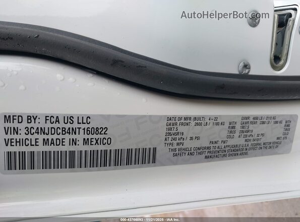 3C4NJDCB4NT160822 2022 JEEP COMPASS White Вид підкапотного простору