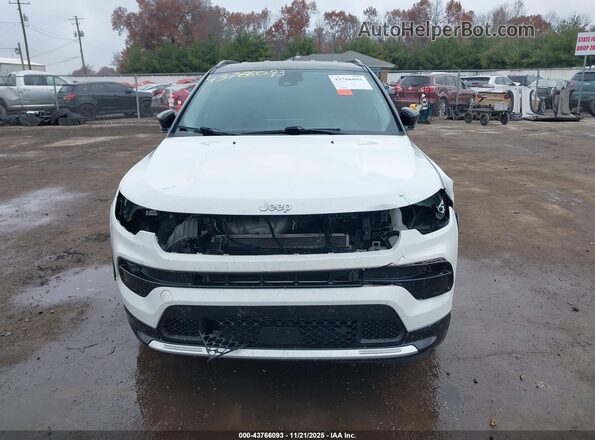 3C4NJDCB4NT160822 2022 JEEP COMPASS White Вид задньої частини салону