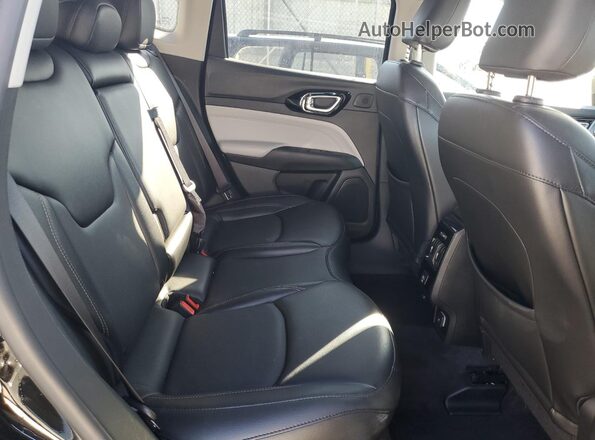 3C4NJDCB5NT115596 2022 JEEP COMPASS Black Widok wnętrza z tyłu