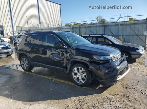 3C4NJDCB5NT115596 2022 JEEP COMPASS Black Przód prawy