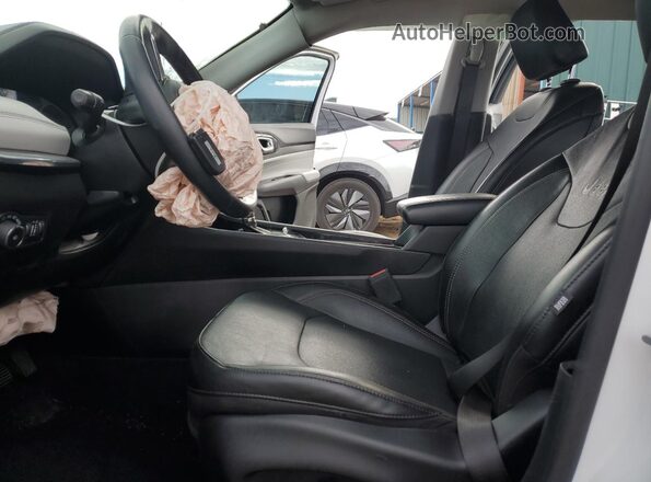 3C4NJDCB7NT232810 2022 JEEP COMPASS White Widok wnętrza z przodu