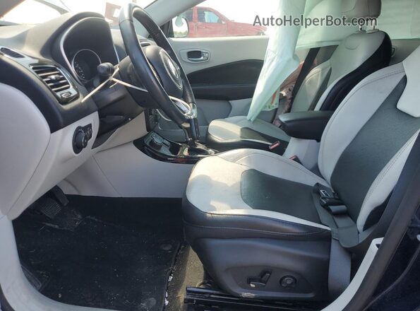 3C4NJDCBXLT163897 2020 JEEP COMPASS Blue Вид салону спереду