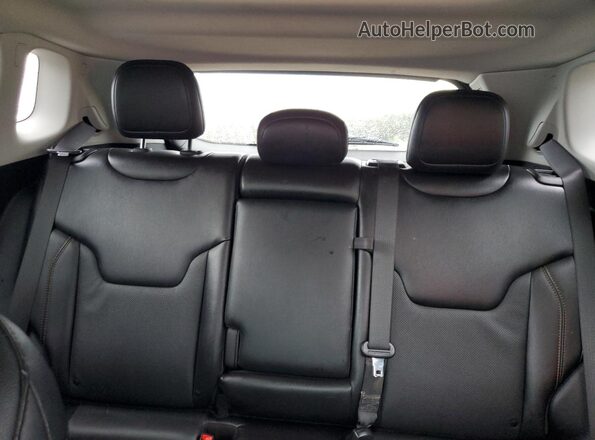 3C4NJDCBXLT258511 2020 JEEP COMPASS Серый Вид задних сидений