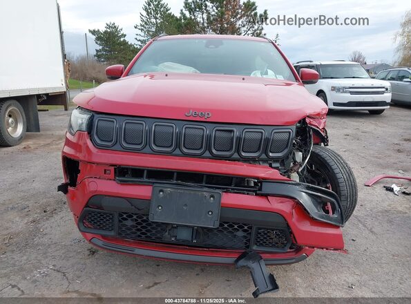 3C4NJDCBXNT135259 2022 JEEP COMPASS Red Vista interior trasera