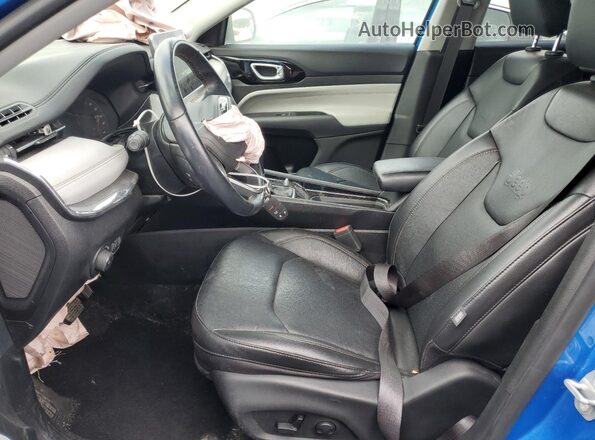 3C4NJDCBXNT136640 2022 JEEP COMPASS Синий Вид салона спереди