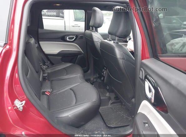3C4NJDCN9ST501251 2025 JEEP COMPASS Red VIN կոդի պիտակի տեսք