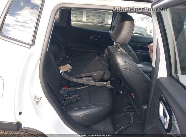 3C4NJDDB0NT130294 2022 JEEP COMPASS White Widok naklejki z numerem VIN