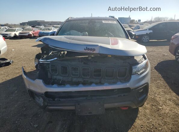3C4NJDDB7NT145343 2022 JEEP COMPASS Silver Vista frontal