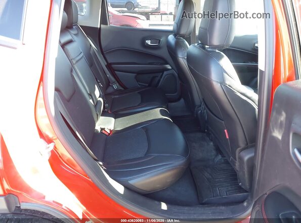 3C4NJDDB9HT680100 2017 JEEP NEW COMPASS Orange 