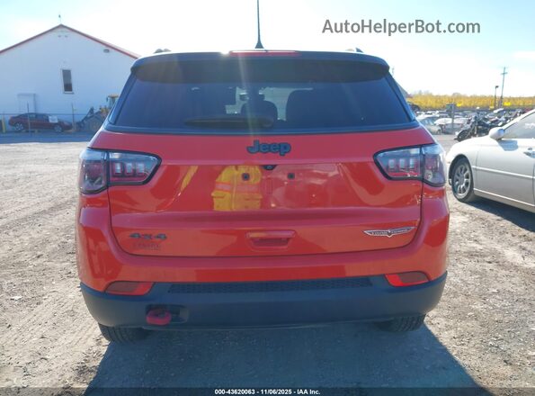 3C4NJDDB9HT680100 2017 JEEP NEW COMPASS Orange 