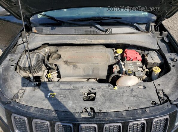 3C4NJDDBXLT177877 2020 JEEP COMPASS Black Вид підкапотного простору