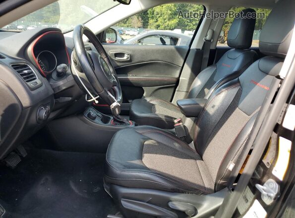 3C4NJDDBXLT177877 2020 JEEP COMPASS Black Вид салону спереду