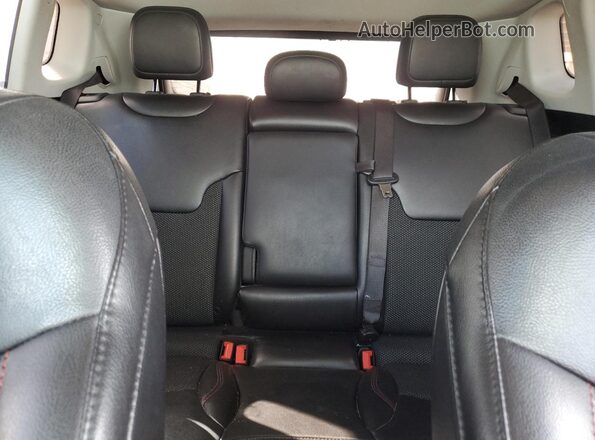3C4NJDDBXLT208173 2020 JEEP COMPASS Серый Вид задних сидений