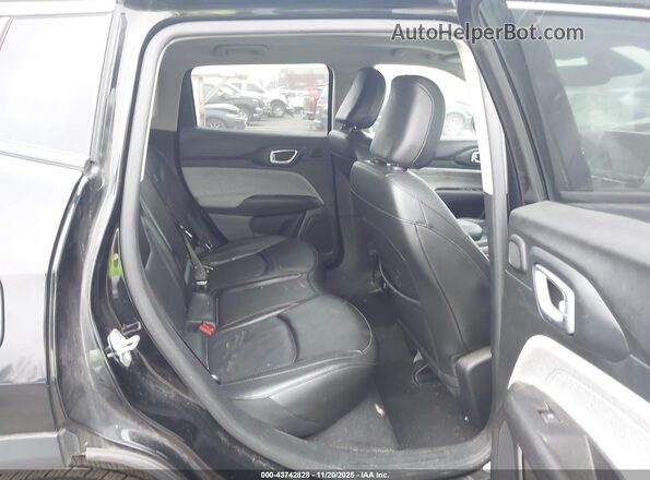 3C4NJDFB1NT128146 2022 JEEP COMPASS Black VIN sticker view