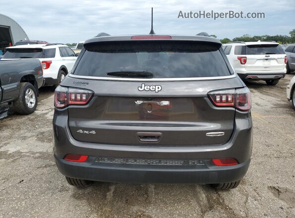 3C4NJDFB2NT112330 2022 JEEP COMPASS Gray Rear view