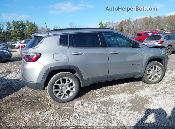 3C4NJDFN8RT601413 2024 JEEP COMPASS Silver Widok wnętrza z tyłu