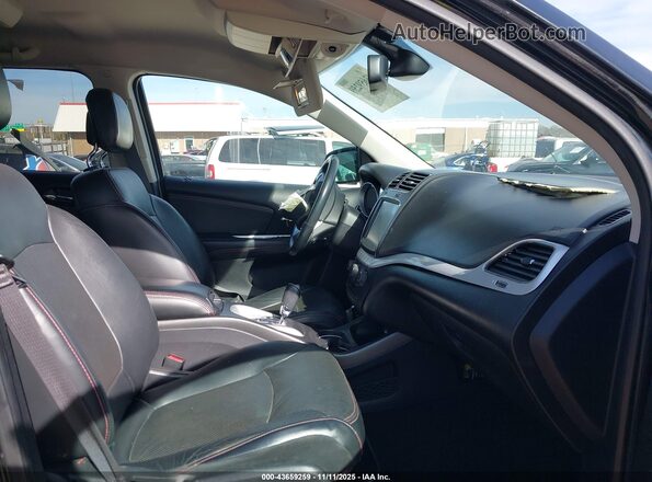 3C4PDCEG3KT717475 2019 DODGE JOURNEY Черный Вид салона спереди