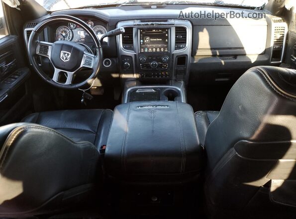 3C63R3FL6GG246683 2016 RAM 3500 Черный Вид панели приборов