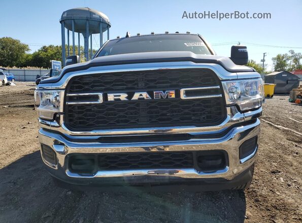 3C63R3GL4PG649883 2023 RAM 3500 Угольный Вид спереди