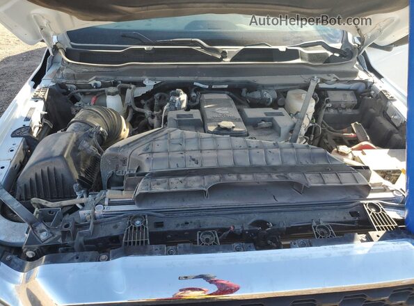 3C63R3HL9RG338855 2024 RAM 3500 White Widok wnętrza z tyłu