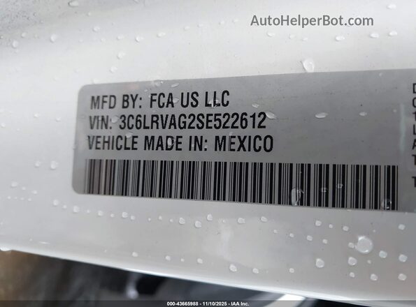 3C6LRVAG2SE522612 2025 RAM PROMASTER 1500 White Widok komory silnika