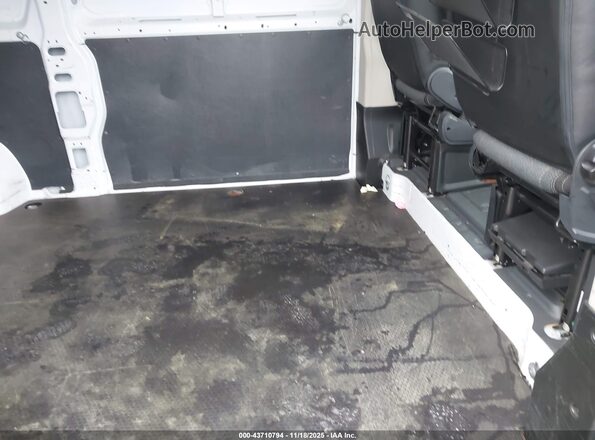 3C6LRVAG9ME575889 2021 RAM PROMASTER 1500 White Widok tylnych siedzeń