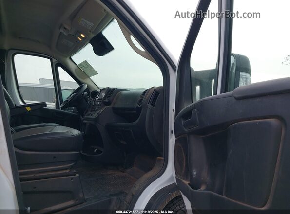 3C6LRVDG1PE577796 2023 RAM PROMASTER 2500 Белый Вид салона спереди