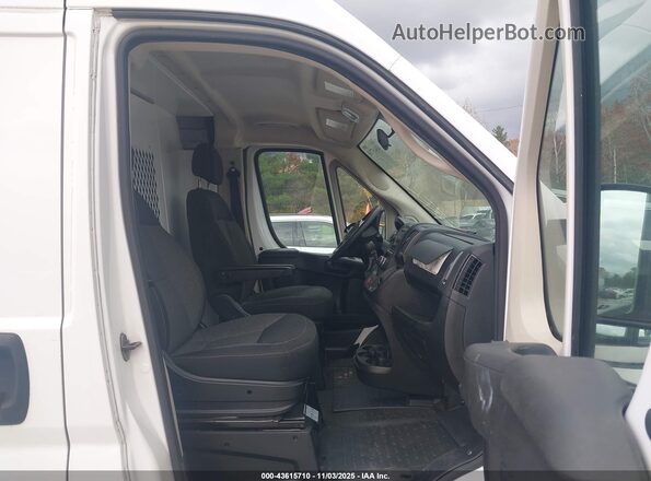 3C6LRVDG4ME527924 2021 RAM PROMASTER 2500 White Вид салону спереду