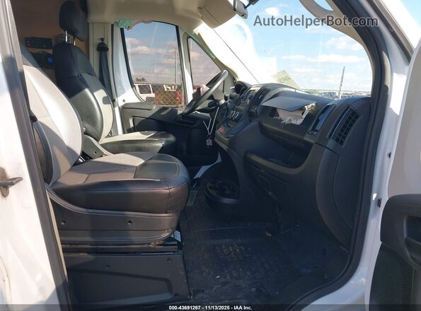 3C6LRVDG6ME524183 2021 RAM PROMASTER 2500 White Widok wnętrza z przodu