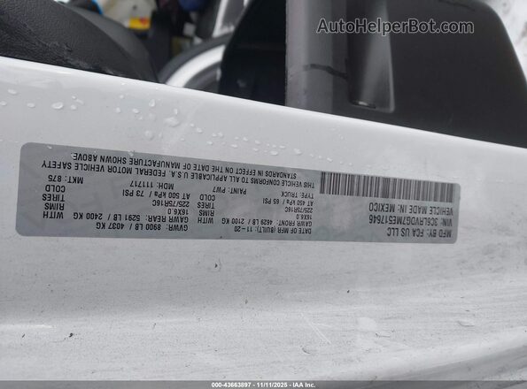 3C6LRVDG7ME517646 2021 RAM PROMASTER 2500 White Շարժիչի բաժամունքի տեսք