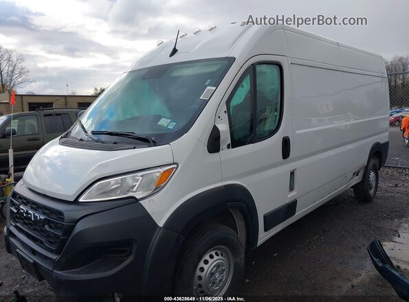 3C6LRVDG8SE513893 2025 RAM PROMASTER 2500 White Առջևի ձախ երեք քառորդ տեսարան