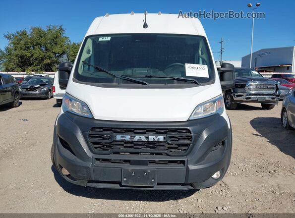 3C6LRVDG9RE132306 2024 RAM PROMASTER 2500 White Widok zestawu wskaźników