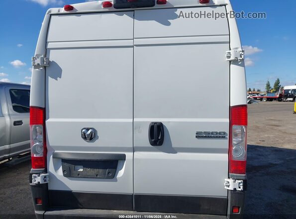 3C6LRVDGXPE575917 2023 RAM PROMASTER 2500 White 