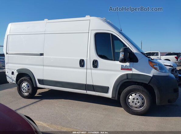 3C6TRVCG2KE539486 2019 RAM PROMASTER 2500 White Vista interior trasera