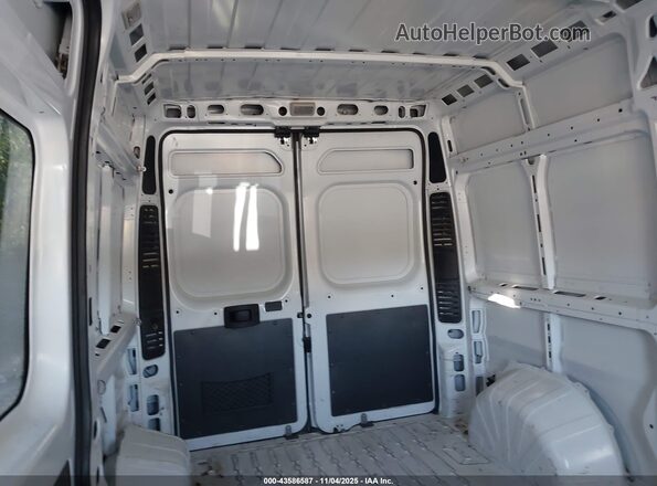 3C6TRVCG6GE131189 2016 RAM PROMASTER 2500 Белый Вид наклейки с VIN-кодом