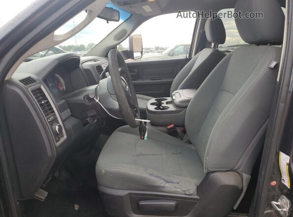 3C6UR5CL9GG368698 2016 RAM 2500 Gray Front interior view