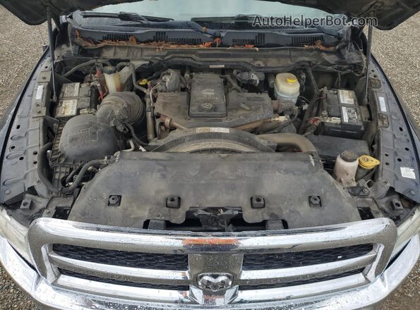 3C6UR5CL9GG368698 2016 RAM 2500 Gray Rear interior view