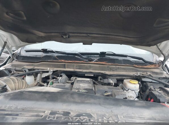 3C6UR5DL5RG340236 2024 RAM 2500 White Հետևի տեսք
