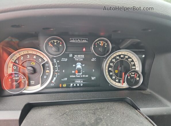 3C6UR5ML5GG113142 2016 RAM 2500 Угольный Вид щитка приборов