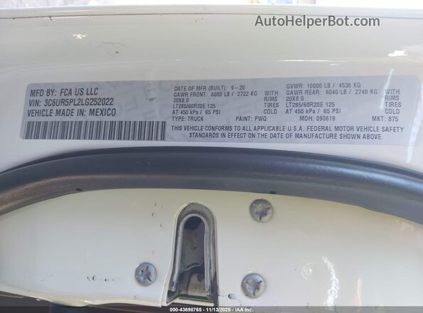 3C6UR5PL2LG252022 2020 RAM 2500 Белый Вид подкапотного пространства