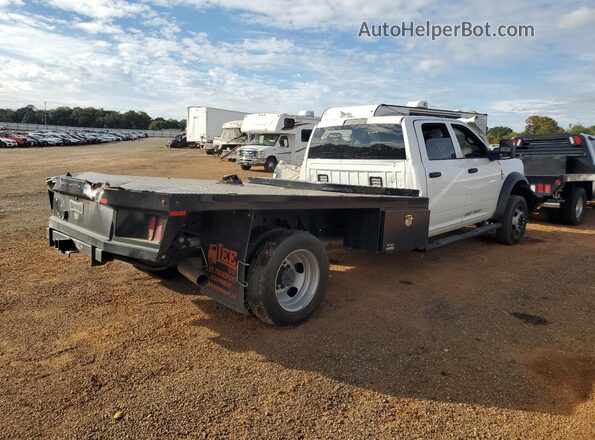 3C7WRNFL0RG333048 2024 RAM 5500 White Rear right