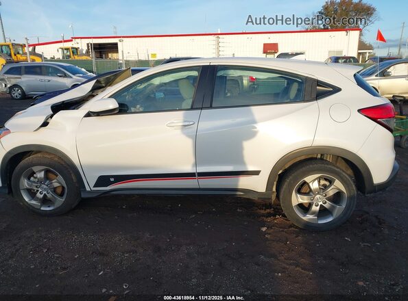 3CZRU6H34NM744759 2022 HONDA HR-V White 360 interior view