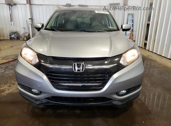 3CZRU6H76HM705629 2017 HONDA HR-V Gray Widok z przodu