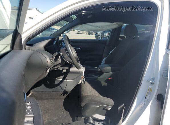 3CZRZ1H58RM700209 2024 HONDA HR-V White Front interior view
