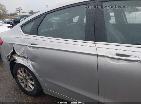 3FA6P0G75HR141124 2017 FORD FUSION Silver Դիմացի տեսք