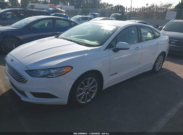 3FA6P0LU3HR218018 2017 FORD FUSION HYBRID White Առջևի ձախ երեք քառորդ տեսարան