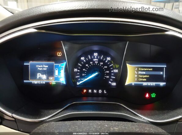 3FA6P0LU6GR139974 2016 FORD FUSION HYBRID White Widok tylnych siedzeń